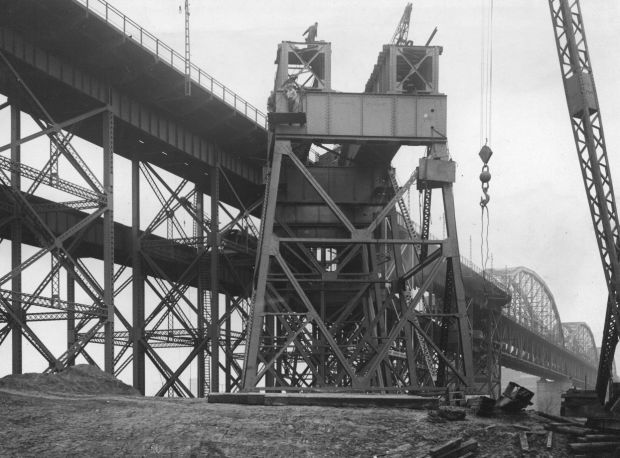 Construction on Municipal Bridge approach, 1931